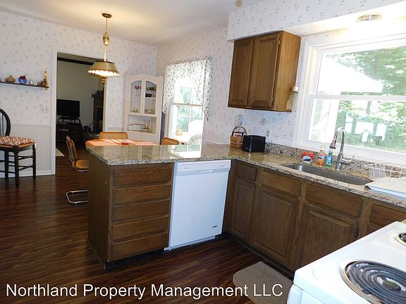 4th image of 9072 Peninsula Dr