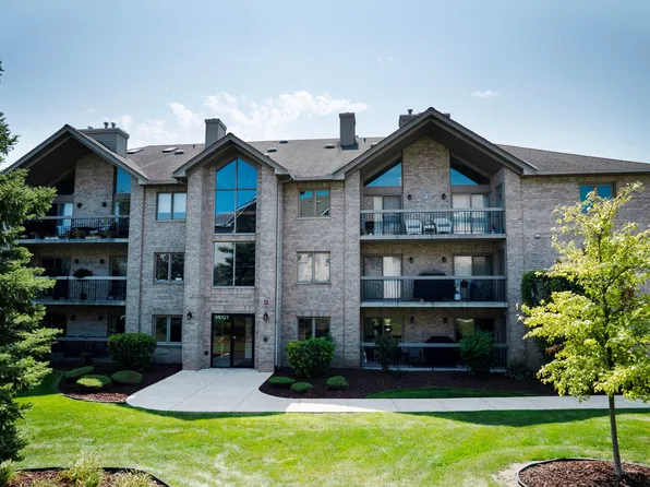 14121 Norwich Ln APT 302, Orland Park, IL 60467