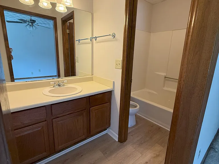 1112 Booth Ct SW #C — Photo 13