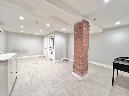 Rented by Doorway NYC, LLC | media 49