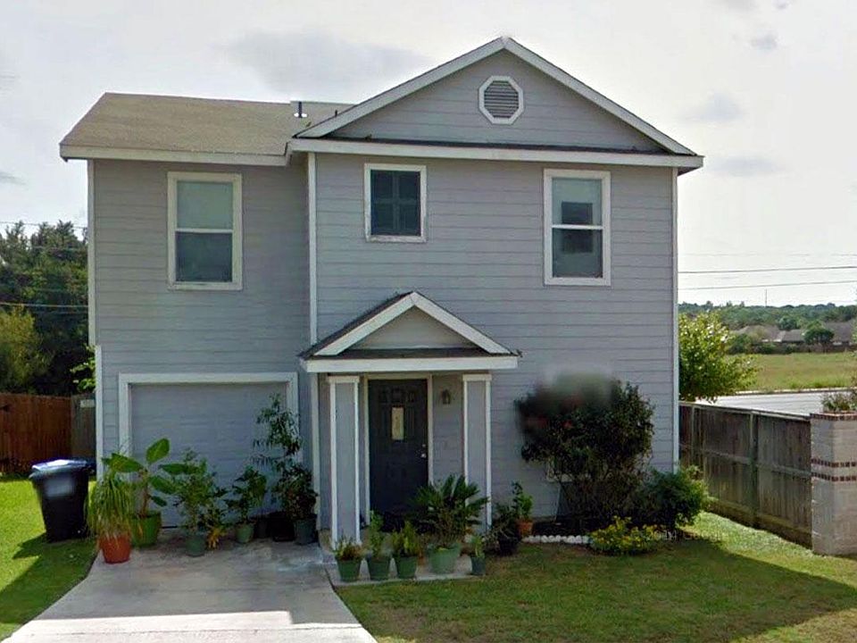 1st image of 7918 Cypress Walk