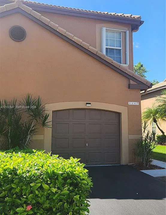 1267 Presidio Dr #6-42