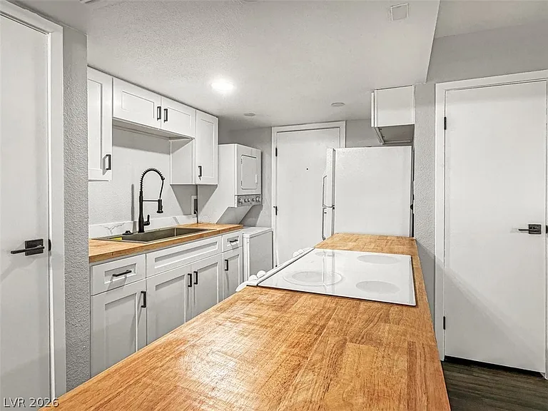 1441 Dorothy Ave #3 — Photo 5