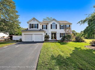 427 Lighthouse Dr, Manahawkin, NJ 08050