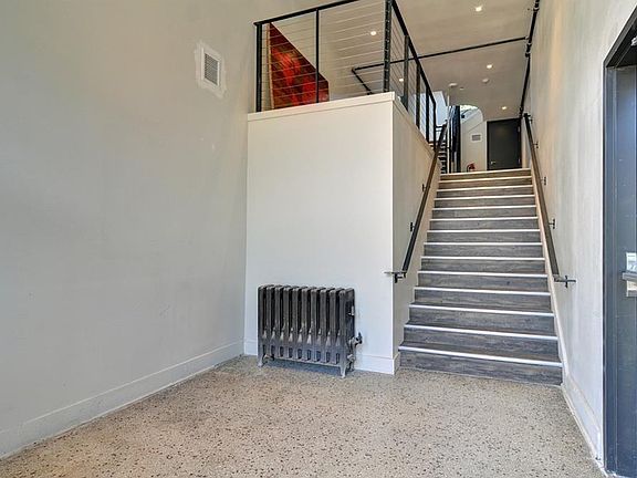 3rd image of 1329 College Ave