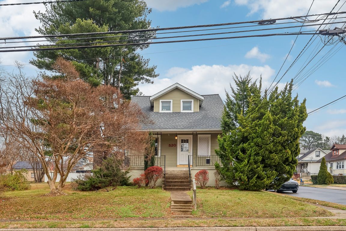 Chapel Ave-S0712-001