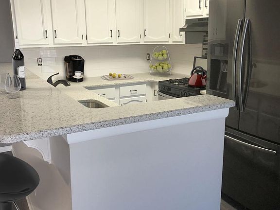 2nd image of 814 Waters Edge Dr #14C