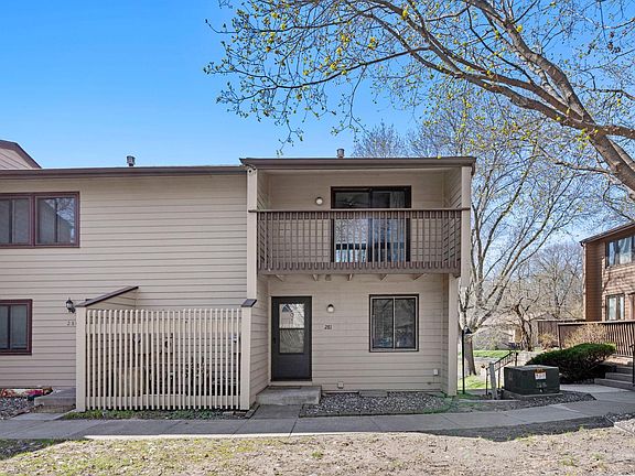 2nd image of 281 W Eagle Lake Dr