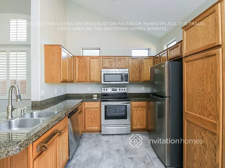 9912 E Escondido Ave — Photo 6