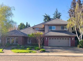 2336 Grenoble Dr, Lodi, CA 95242