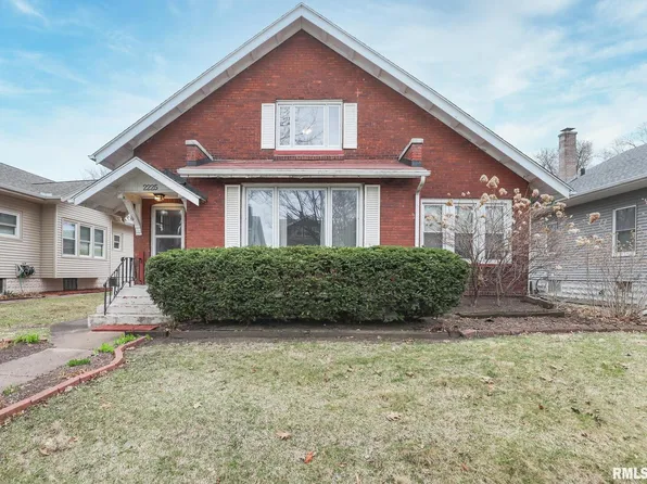 2225 Western Ave, Davenport, IA 52803