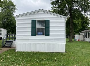 3 Cottonwood Dr #3, Mount Vernon, IL 62864