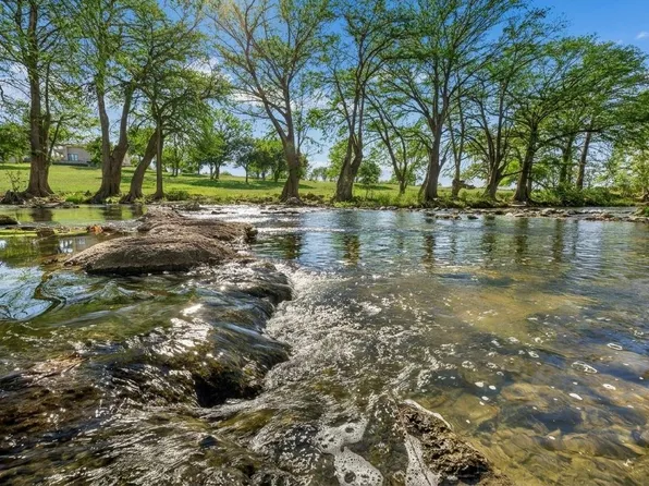 730 E Mather Street, New Braunfels, TX 78130
