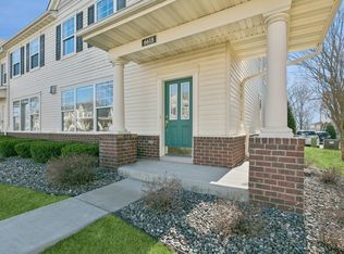 6618 Lamplight Dr, Albertville, MN 55301
