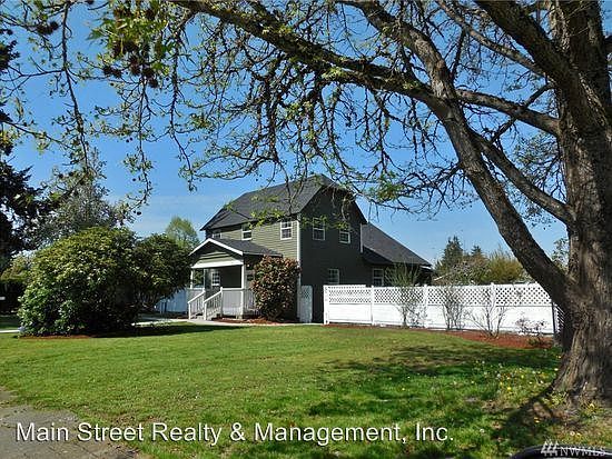 1st image of 817 7th Ave NW