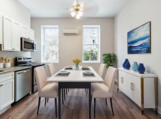 833 Hollins St #1F, Baltimore, MD 21201