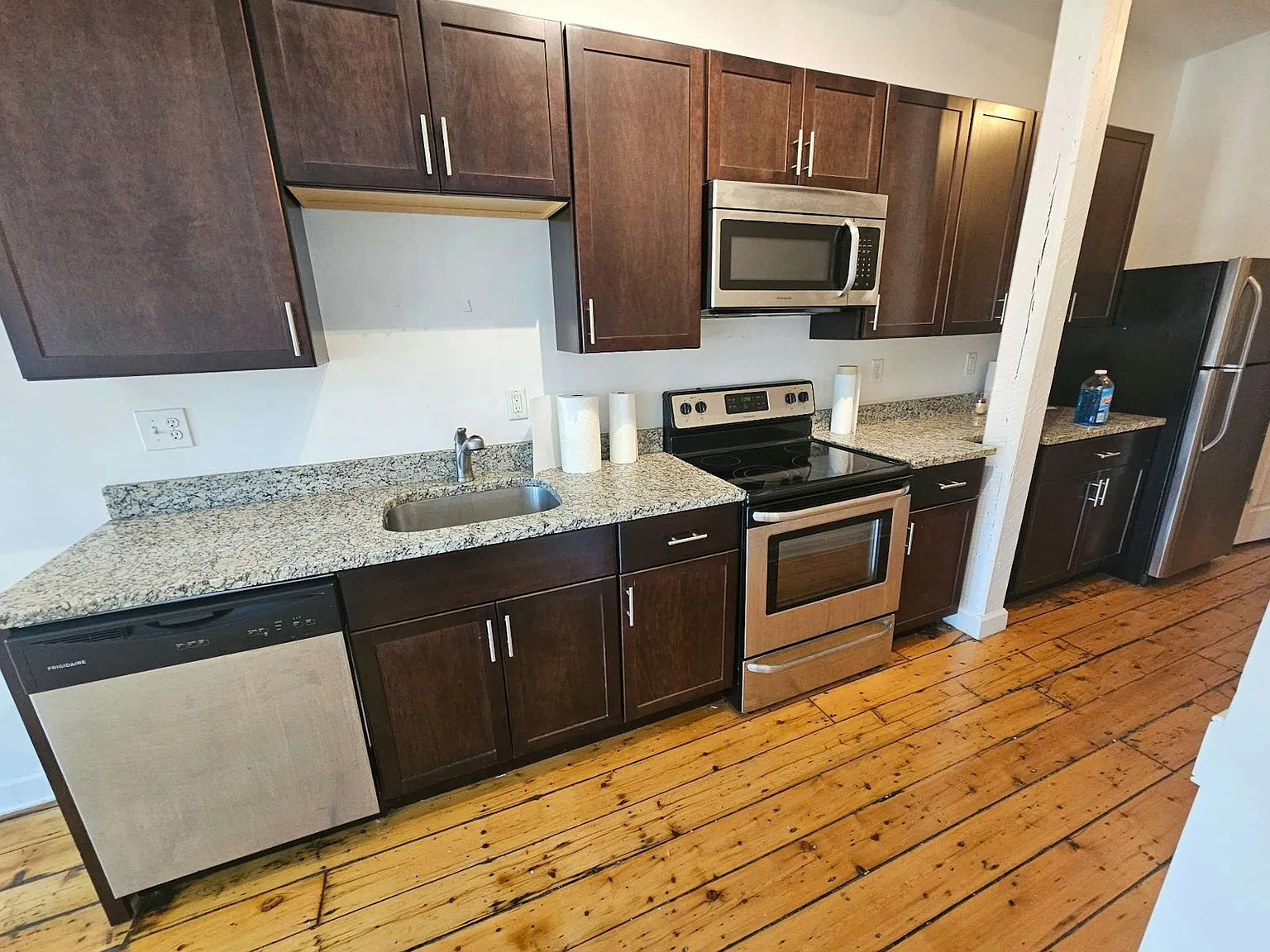 172 River Street — Photo 2