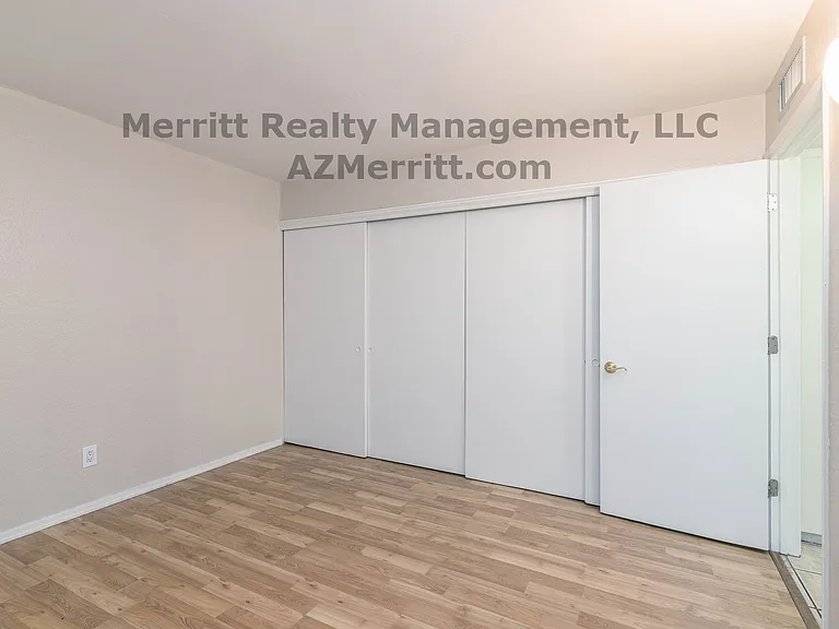 1646 N Mountain View Ave — Photo 16