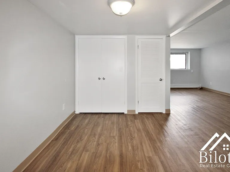 Hillside Terrace Apartments — Photo 3