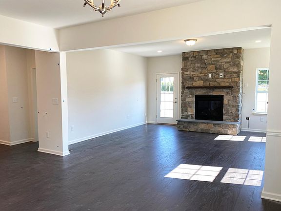 Franklyn Craftsman Great Room