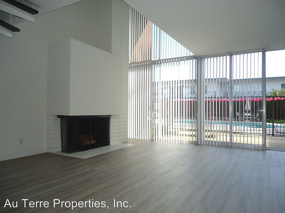 1st image of 145 E 18th St APT 4