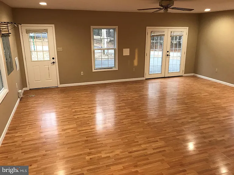7078 Token Valley Rd — Photo 7
