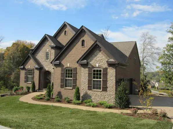 3716 Bosk Ln, College Grove, TN 37046