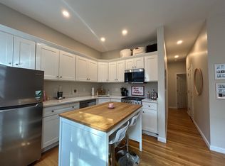 52 Irving St APT 2, Boston, MA 02114