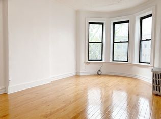 6061 70th Ave #3, Ridgewood, NY 11385