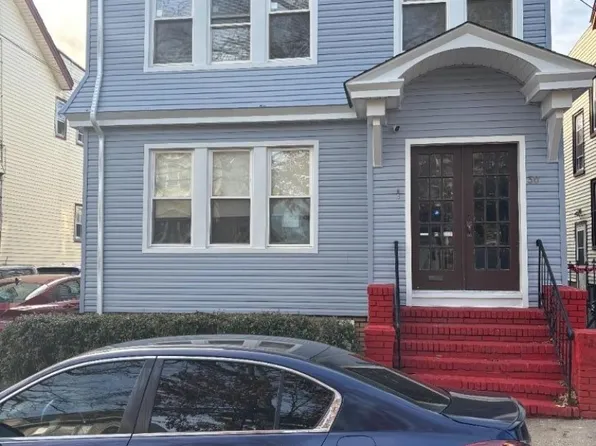 30 Underwood St, Newark, NJ 07106