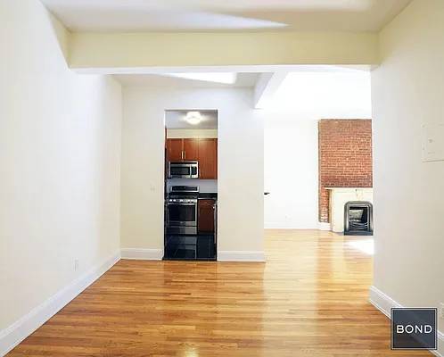 Rented by Bond New York | media 14