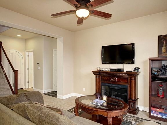 2nd image of 2701 Bronco Creek Way