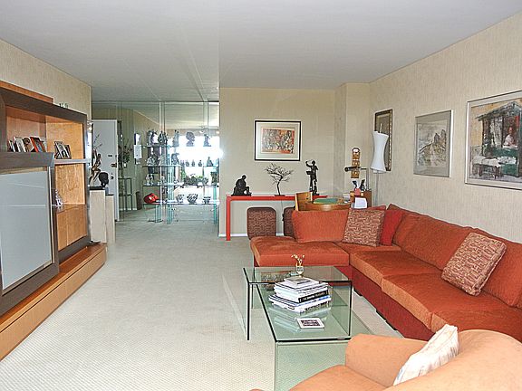 2nd image of 270-10 Grand Central Pkwy APT 11G