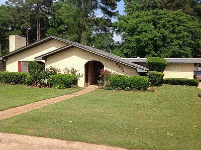 2nd image of 2504 Belair Dr