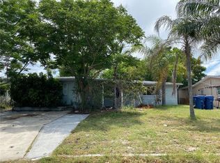 2350 Tahitian Dr, Holiday, FL 34691