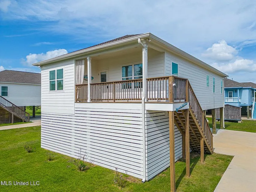 3 bed, 1518 sqft, $2,295 — Photo 1