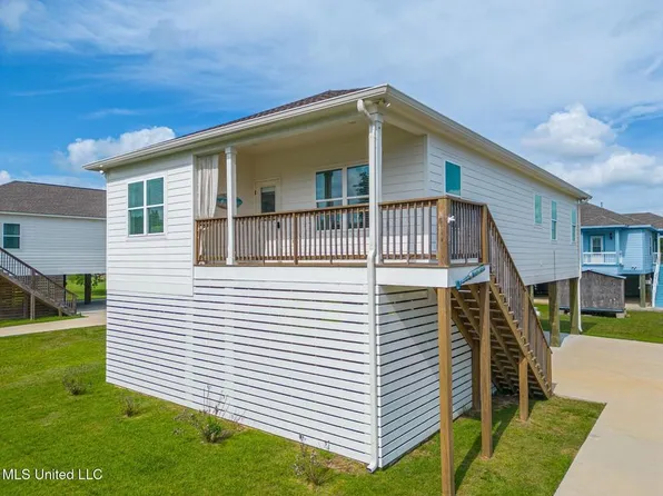 106 Wen Mar Ave, Pass Christian, MS 39571
