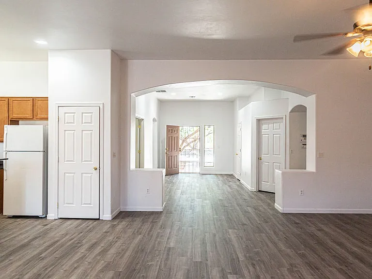 8230 W Calle Sancho Panza #1 — Photo 11