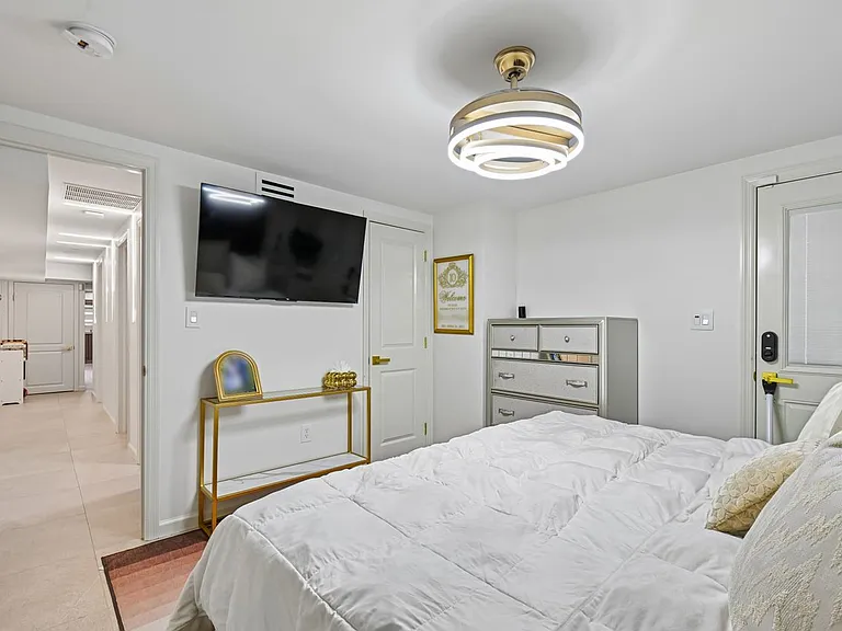 20 Rhode Island Ave NE #B — Photo 9