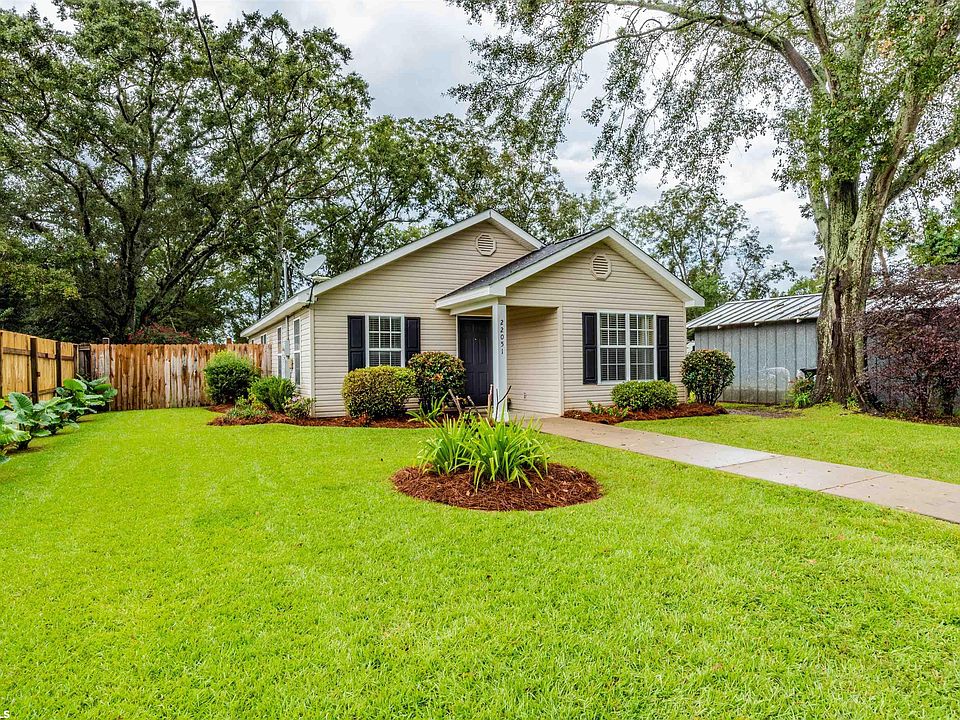 22051 Cedar St, Robertsdale, AL 36567 | Zillow