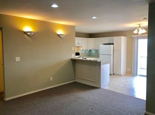 1303 N Glancey St, Andover, KS 67002