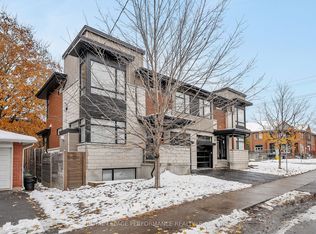 383 Princeton Ave, Ottawa, ON K2A 0M6