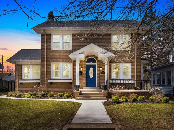 2701 West Dr, Fort Wayne, IN 46805