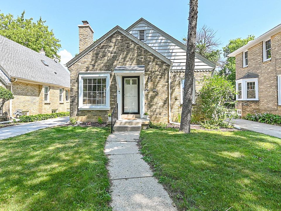 1st image of 920 East Courtland PLACE