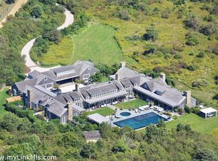 30 Crackatuxet Cove Rd, Edgartown, MA 02539