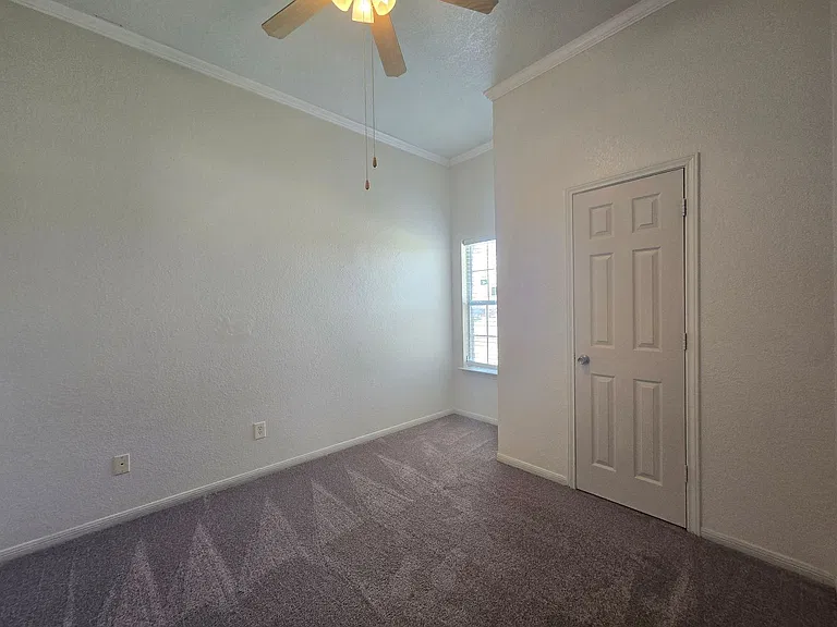 2305 Amethyst Dr — Photo 23