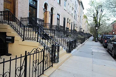 Rented by Bruma Realty LLC