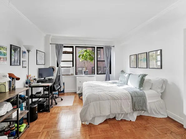 240 E 46th St APT 7B, New York, NY 10017