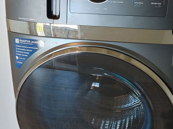 5th image of 1100 Alvarado Dr SE APT 210