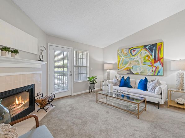 3400 Cox Rd #318